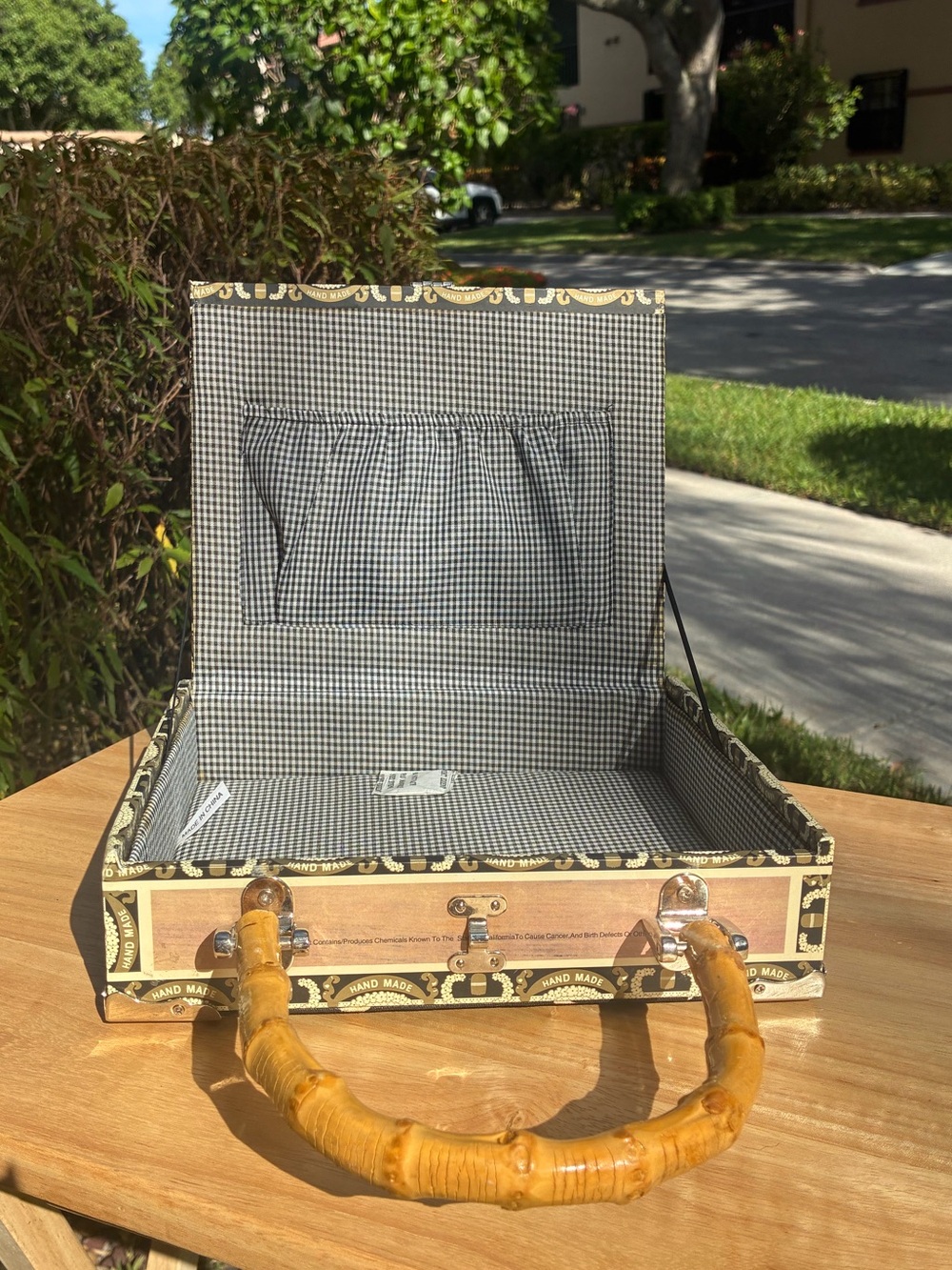 Vintage Braciano Las Vegas Cigar Box Purse | Beaded Bamboo Handle Handbag - Picture 3 of 5